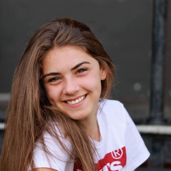 Meet your Posher, Flore-anne - Picture 1 of 1